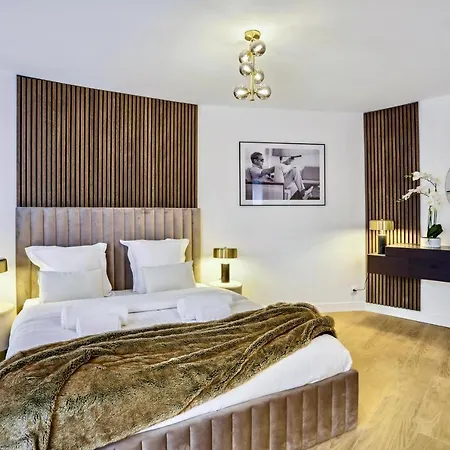 Beautiful 2bdr Near The Eiffel Tower * Paříž