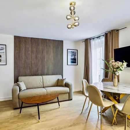 Beautiful 2bdr Near The Eiffel Tower * Париж